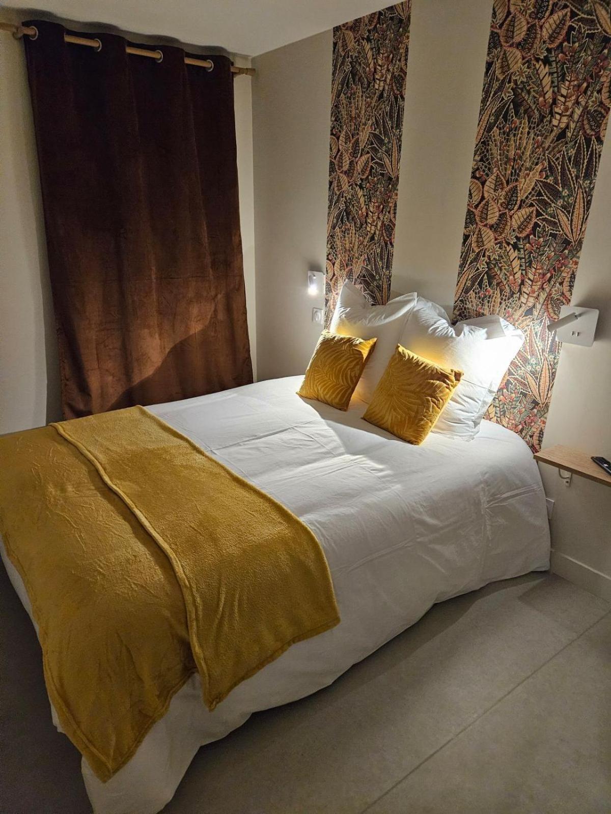 Auberge Du Prieure Saint-Angel  Екстериор снимка